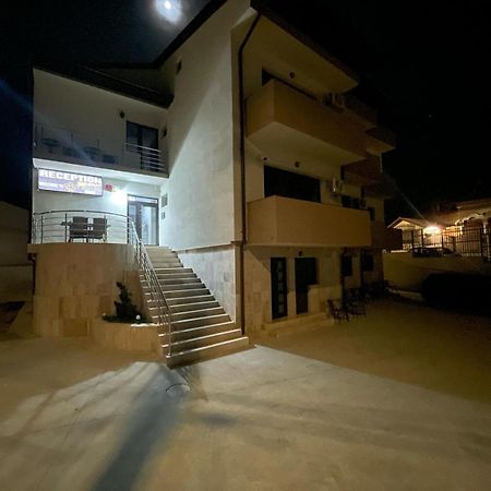 Hotel Prestige House Tulcea Exterior foto