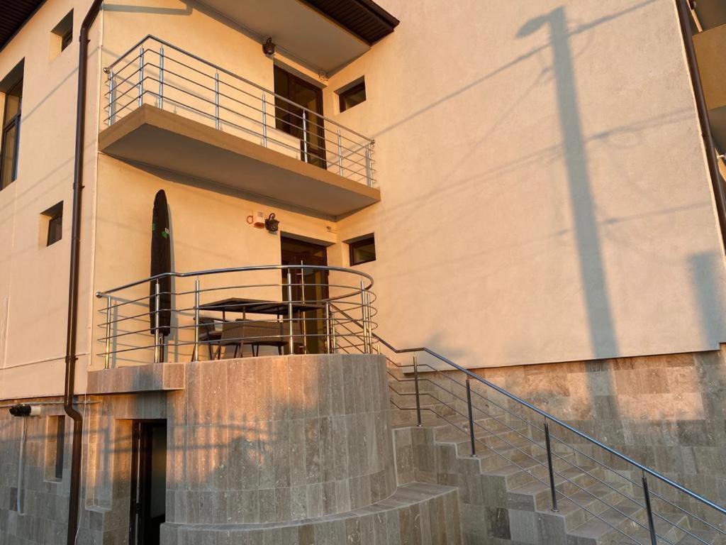 Hotel Prestige House Tulcea Exterior foto